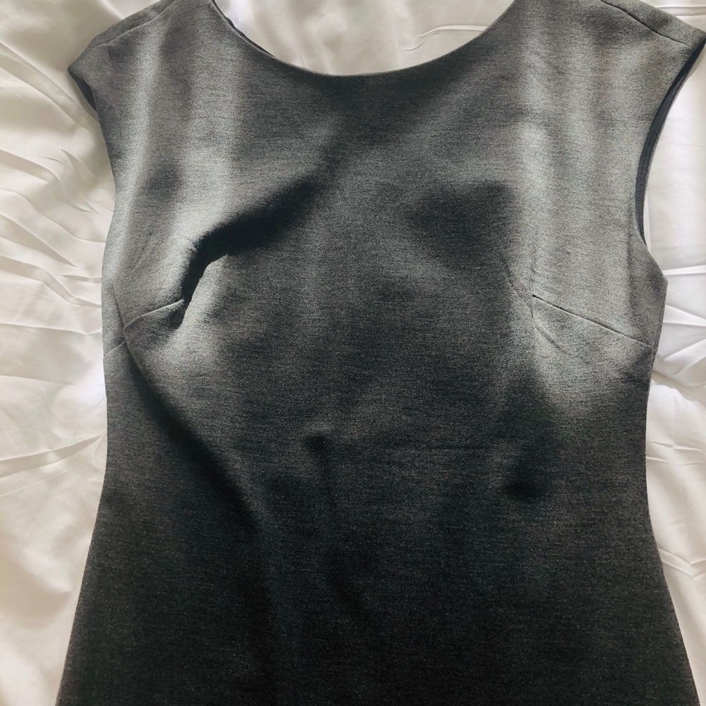 Banana Republic Dark Grey classic dress, form fit